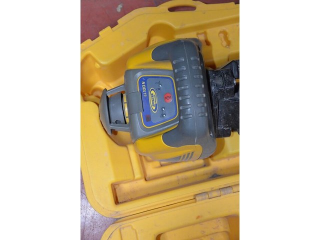 Laser met statief spectra cc 1000n in koffer (3) - afbeelding 10 van  10