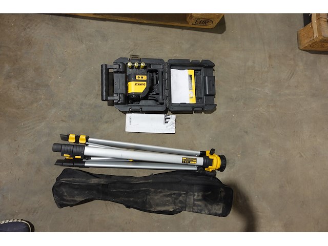 Laser + statief dewalt - afbeelding 1 van  7