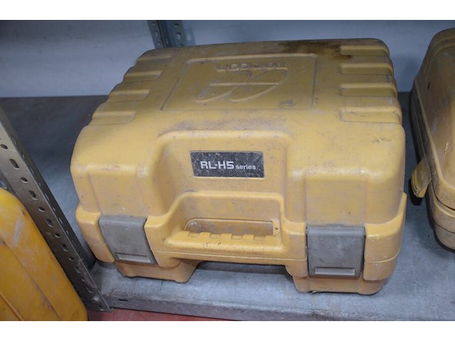 Laser topcon rl h5 in koffer, laser topcon machine ontvanger ls-b100 in koffer (4,5) - afbeelding 3 van  13