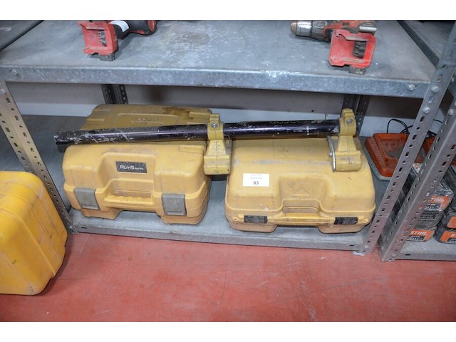 Laser topcon rl h5 in koffer, laser topcon machine ontvanger ls-b100 in koffer (4,5) - afbeelding 1 van  13