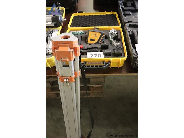 Laserafstandsmeter - nivel - cl3d-g statief5 toebehoren - lader, koffer - afbeelding 1 van  3