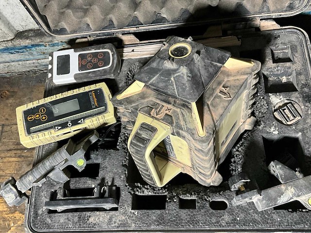 Laserliner quadrum onetouch bouwlaser - afbeelding 2 van  5