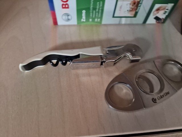 Lasermeter en werfradio's - afbeelding 2 van  12