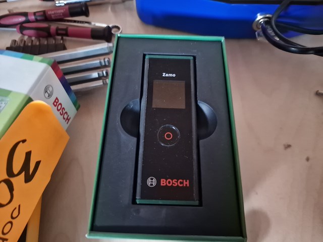 Lasermeter en werfradio's - afbeelding 6 van  12