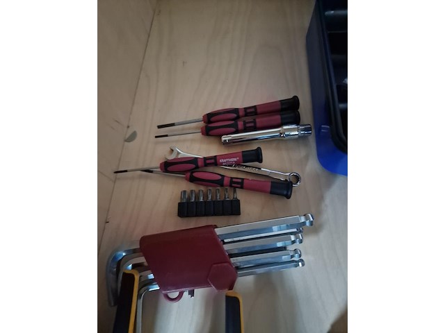 Lasermeter en werfradio's - afbeelding 9 van  12