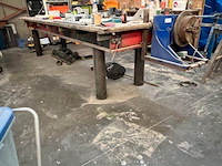 Lasmanipulator hbm machiines 9325 13mm, zware metalen werkbank met houten blad 124x385 cm (12) - afbeelding 10 van  11