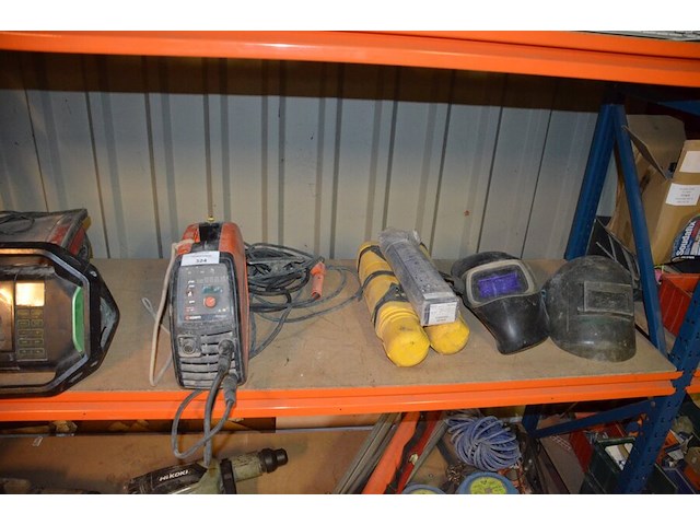 Laspost kemppi minarc evo 150, partij lasbagetten 2,5 , 2 laskappen - afbeelding 1 van  8