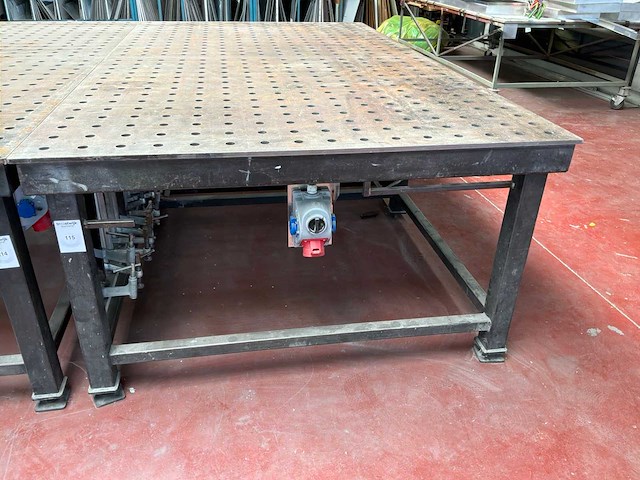 Lastafel met opspangereedschap - afbeelding 1 van  5