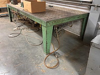 Lastafel met pneumatische perscilinders - afbeelding 3 van  5