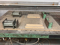Lastafel met pneumatische perscilinders - afbeelding 4 van  5