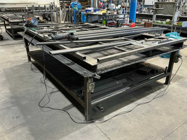 Lastafel - afbeelding 2 van  2