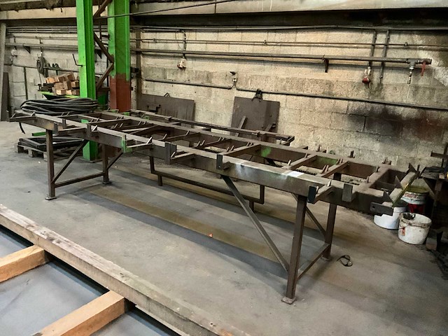 Lastafel - afbeelding 1 van  5