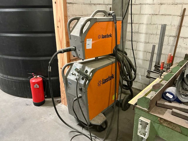 Lastek synergic pro 2 350-4 mig lasapparaat - afbeelding 1 van  5