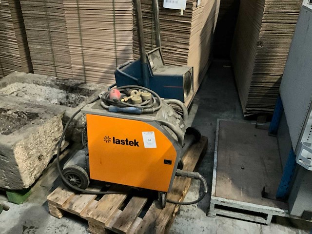 Lastek synergie pro 280-4 draad lasmachine - afbeelding 1 van  4