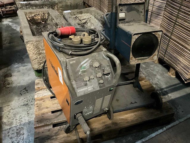 Lastek synergie pro 280-4 draad lasmachine - afbeelding 2 van  4