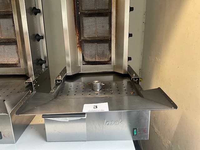 Latek gas döner grill - afbeelding 1 van  3