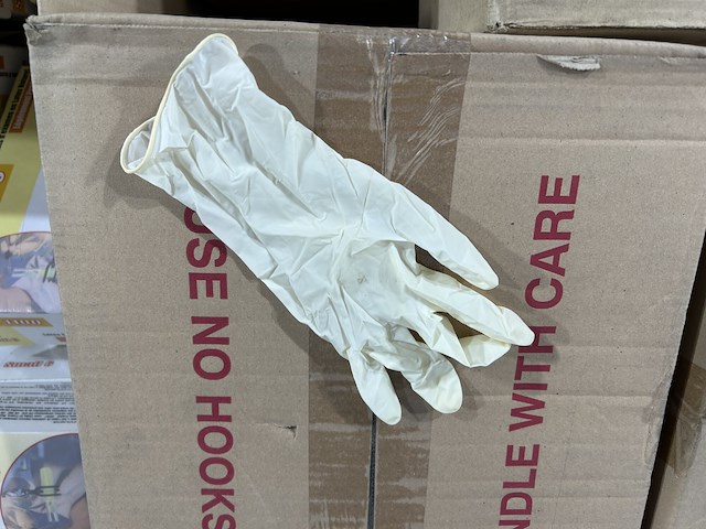 Latex handschoenen maat small (min 4000 st) - afbeelding 2 van  4