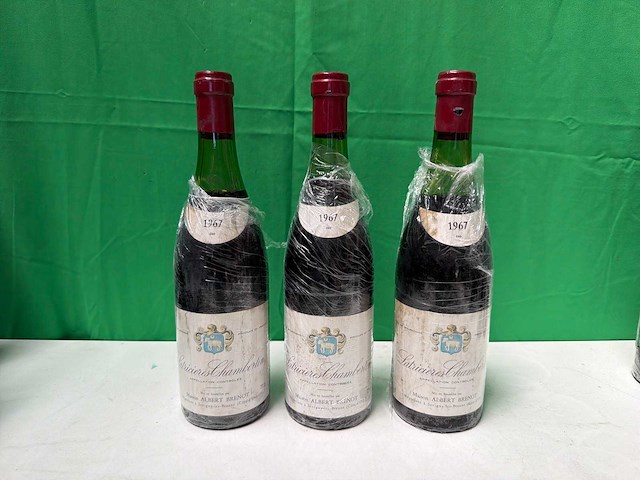 Latricières-chambertin grand cru 1967 – maison albert brenot - afbeelding 1 van  5