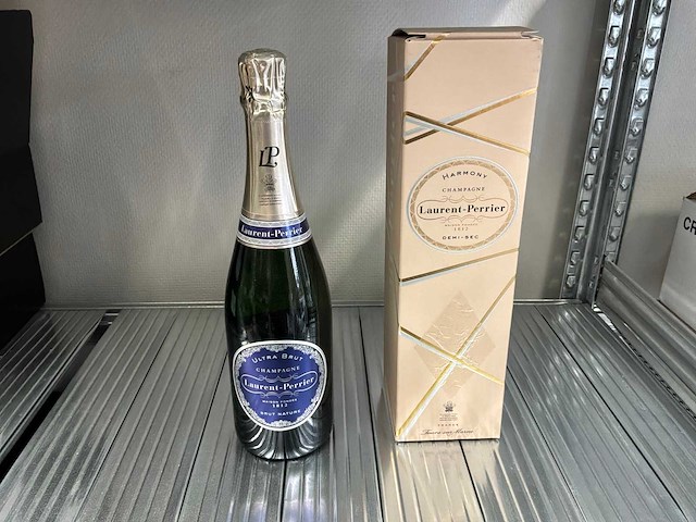 Laurent perrier champagne (20x) - afbeelding 2 van  7