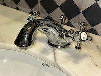 Lavabo 2 kraans + meubel en spiegel - afbeelding 9 van  10