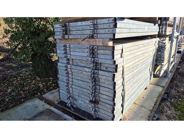 Layher - variant - various staging (23x) - afbeelding 1 van  2