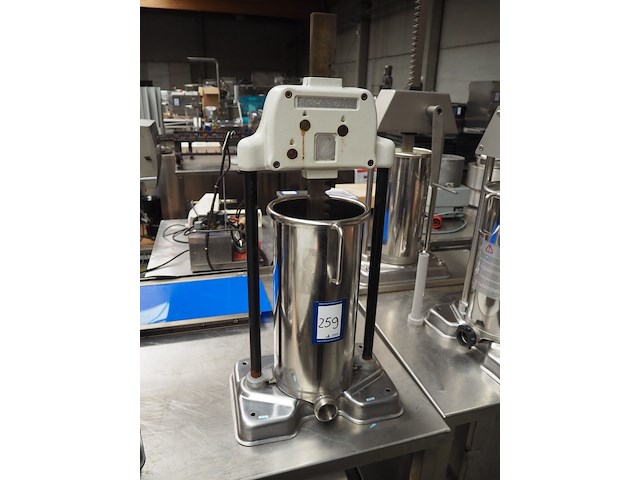 L.bossuyt - afbeelding 2 van  6