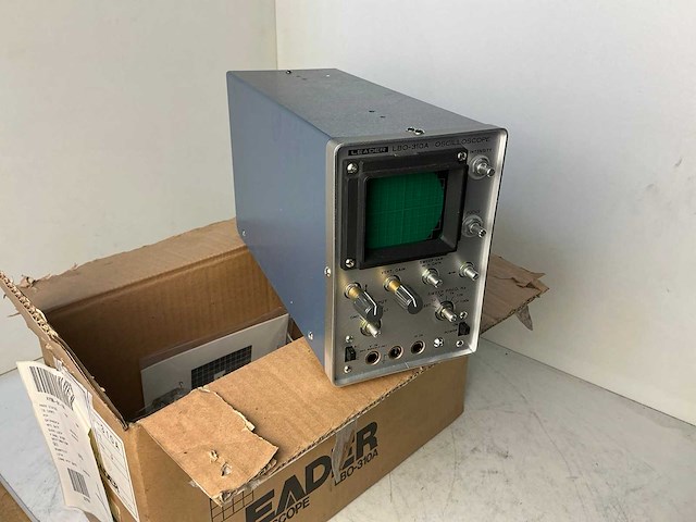 Leader lbo-310a oscilloscope - afbeelding 1 van  7