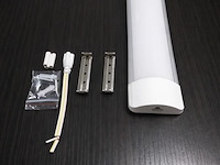 Led batten 18w – 60cm – 6500k koud wit – ip20 stofdicht – koppelbaar (x100) - afbeelding 2 van  5