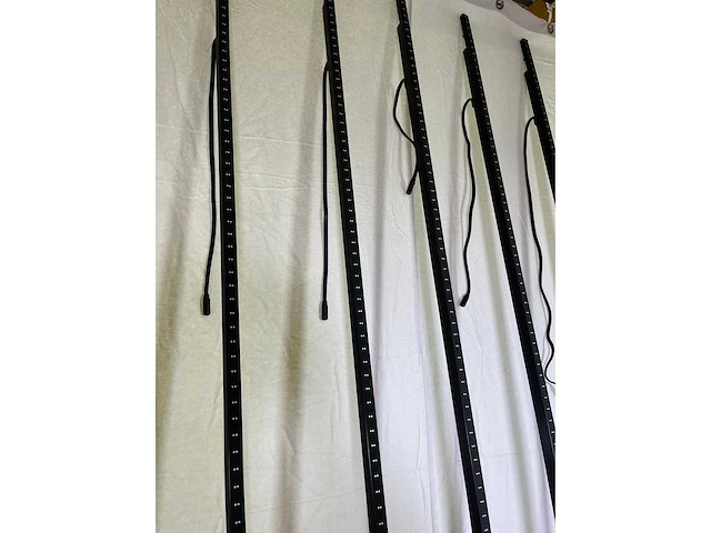 Led strip package 50 x 3mtr led strips 25mm pitch - afbeelding 9 van  15
