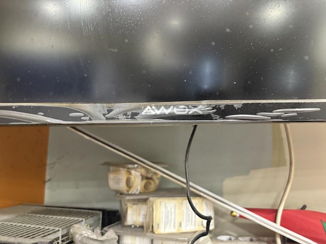 Led tv awox - afbeelding 2 van  3