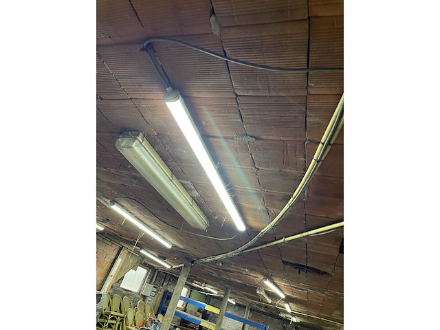 Led verlichting - afbeelding 2 van  2