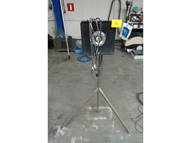 Led verstraler op statief - afbeelding 1 van  5