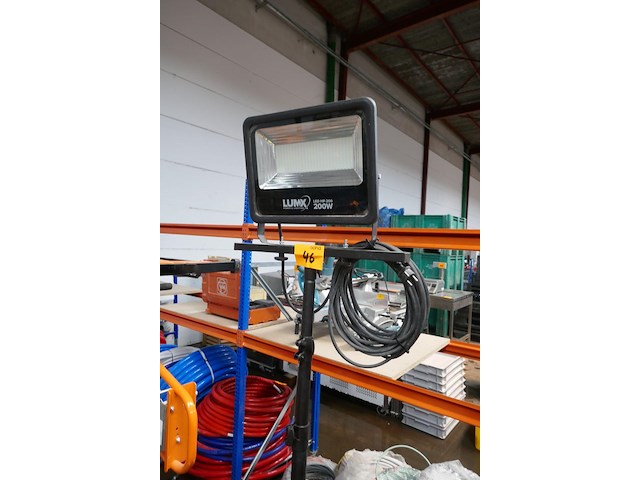 Led-werfverlichting op statief lumx - afbeelding 3 van  3