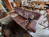 Leder salon - afbeelding 2 van  3