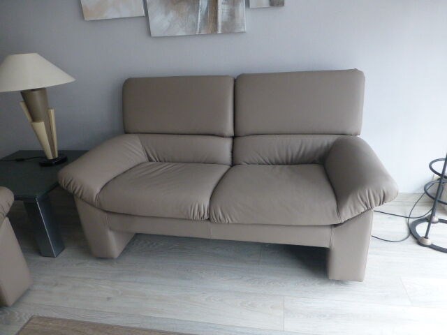 Lederen salon 3 + 2-zit + salontafel - afbeelding 5 van  7