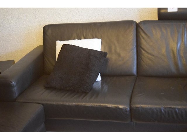 Lederen salon model vario( 1x 3zit, 1x2,5zit en 1 poef) - afbeelding 3 van  8