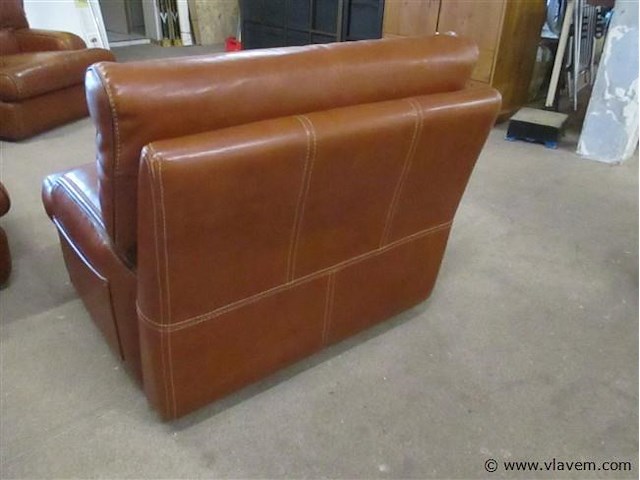 Lederen salon - afbeelding 4 van  4