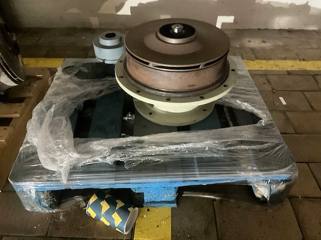 Legbordstelling en rollenbaanonderdelen. - afbeelding 24 van  24