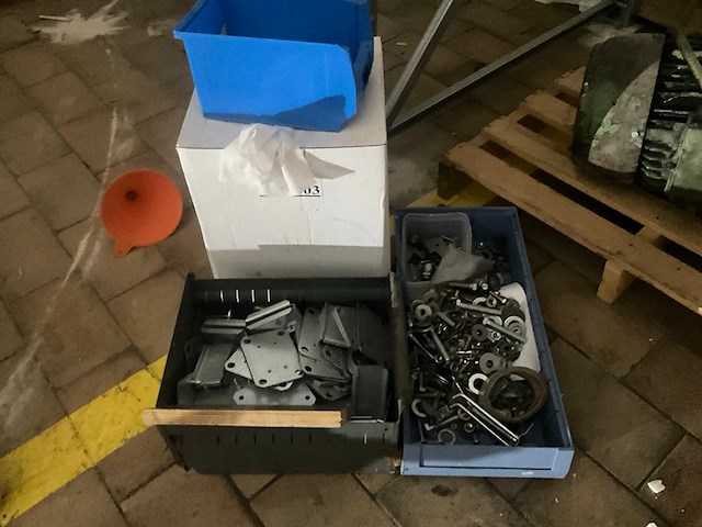 Legbordstelling en rollenbaanonderdelen. - afbeelding 21 van  23
