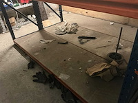 Legbordstelling met inhoud - afbeelding 8 van  16