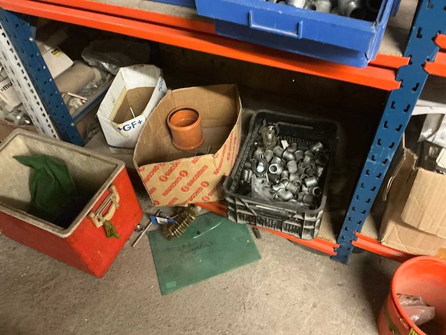 Legbordstelling met inhoud - afbeelding 3 van  18