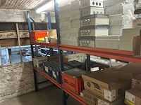 Legbordstelling met inhoud - afbeelding 5 van  21