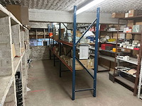 Legbordstelling met inhoud - afbeelding 1 van  21