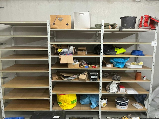 Legbordstelling met inhoud - afbeelding 1 van  10