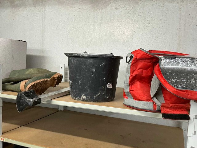 Legbordstelling met inhoud - afbeelding 8 van  10