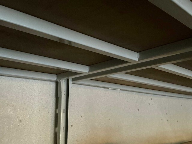 Legbordstelling met inhoud - afbeelding 5 van  11