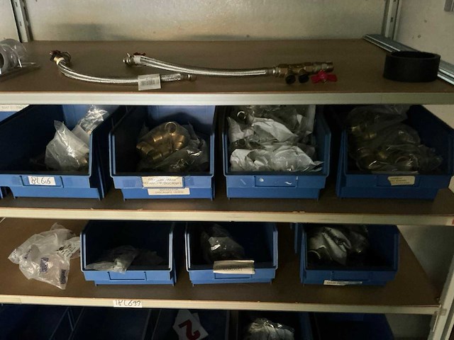 Legbordstelling met inhoud - afbeelding 6 van  11