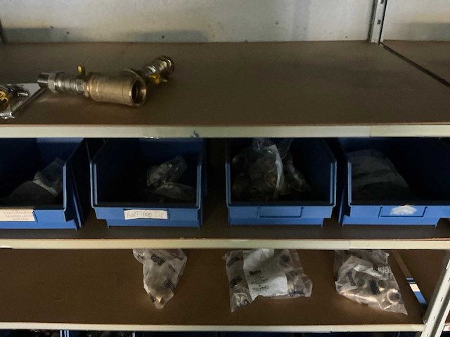 Legbordstelling met inhoud - afbeelding 9 van  11