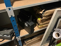 Legbordstelling met inhoud - afbeelding 4 van  20