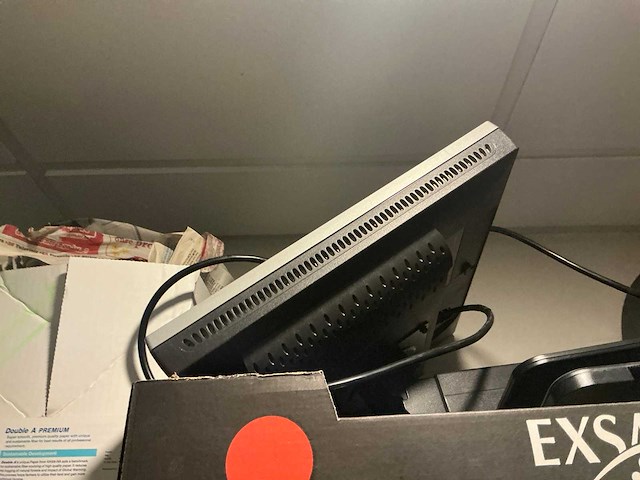 Legbordstelling met inhoud - afbeelding 11 van  20